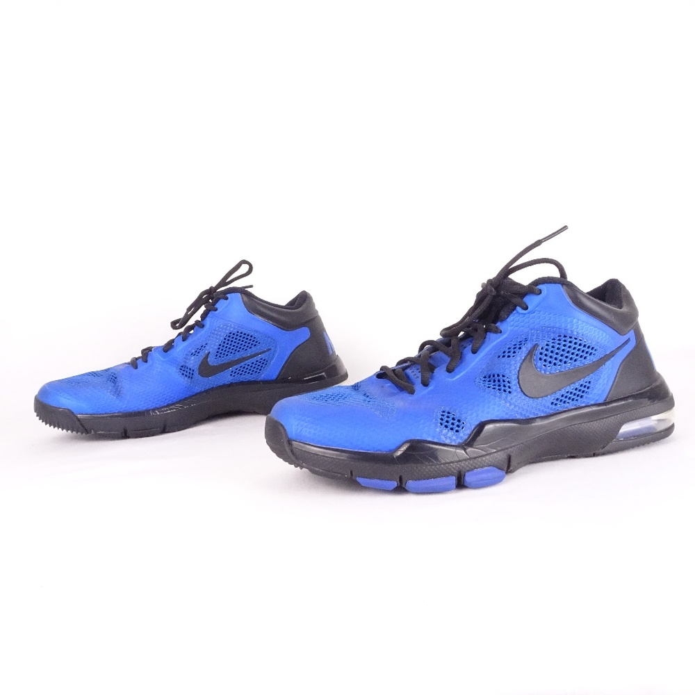 NIKE TR1 Basketball Athletic Gym Shoes - Like-new